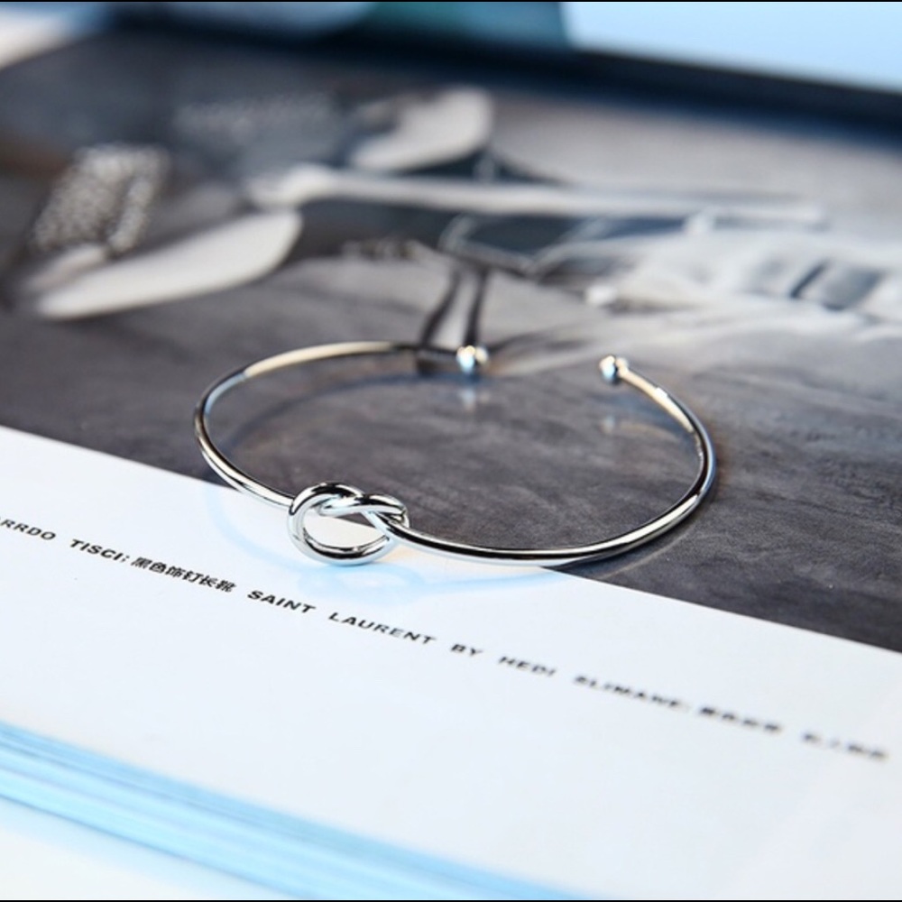 HotSILVER love knot bangle. Stack’m up - Picture 4 of 6